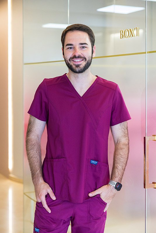 luciagil-clinica-dental-valencia-estetica-dental-equipo-dr-visiedo